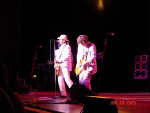 Robin Zander and Tom Petersson